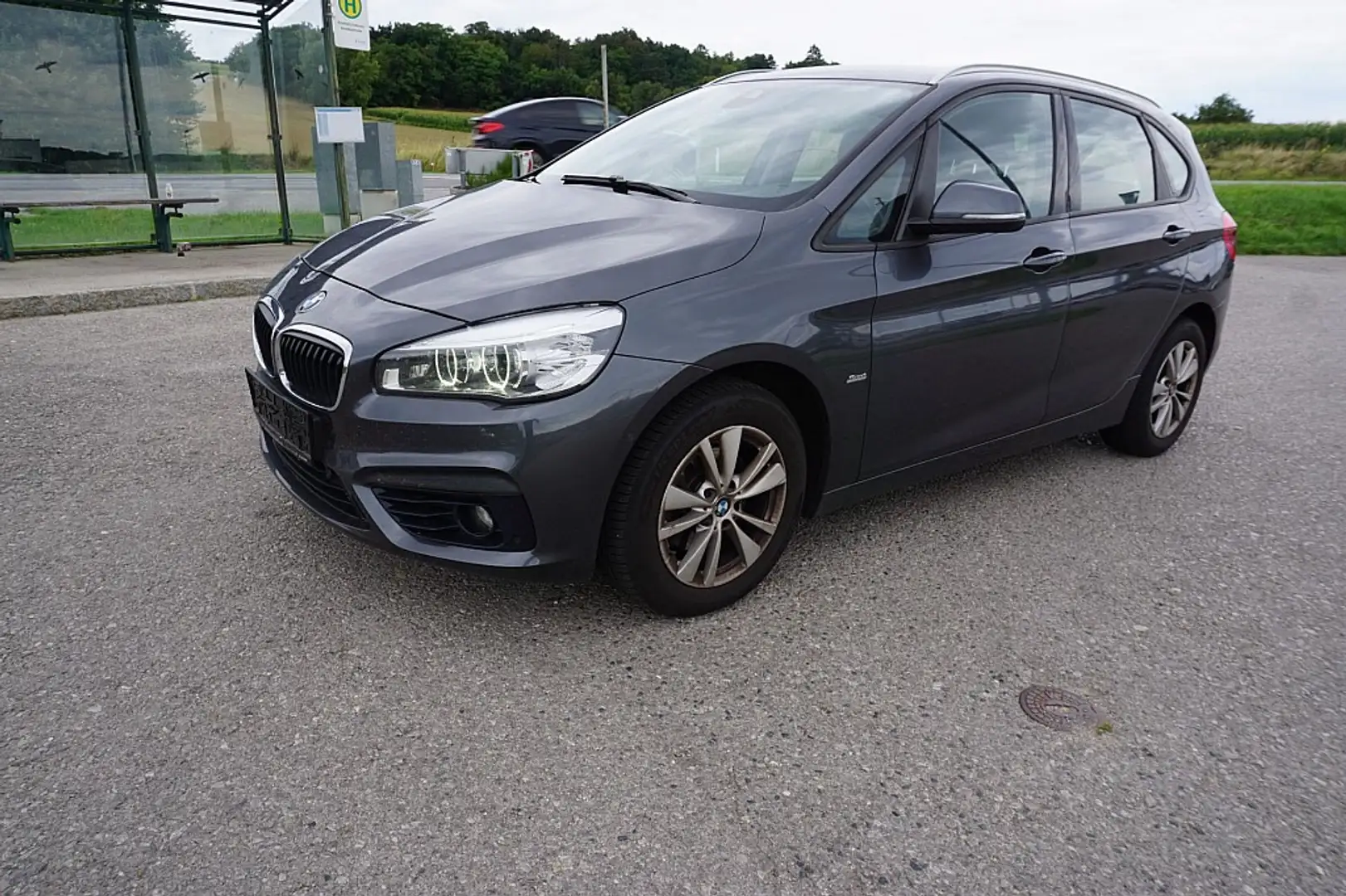 BMW 218 2er-Reihe Active Tourer (F45) Active Tourer Sp... Grau - 2