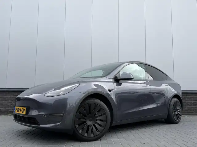 Tesla Model Y Long Range AWD 75 kWh