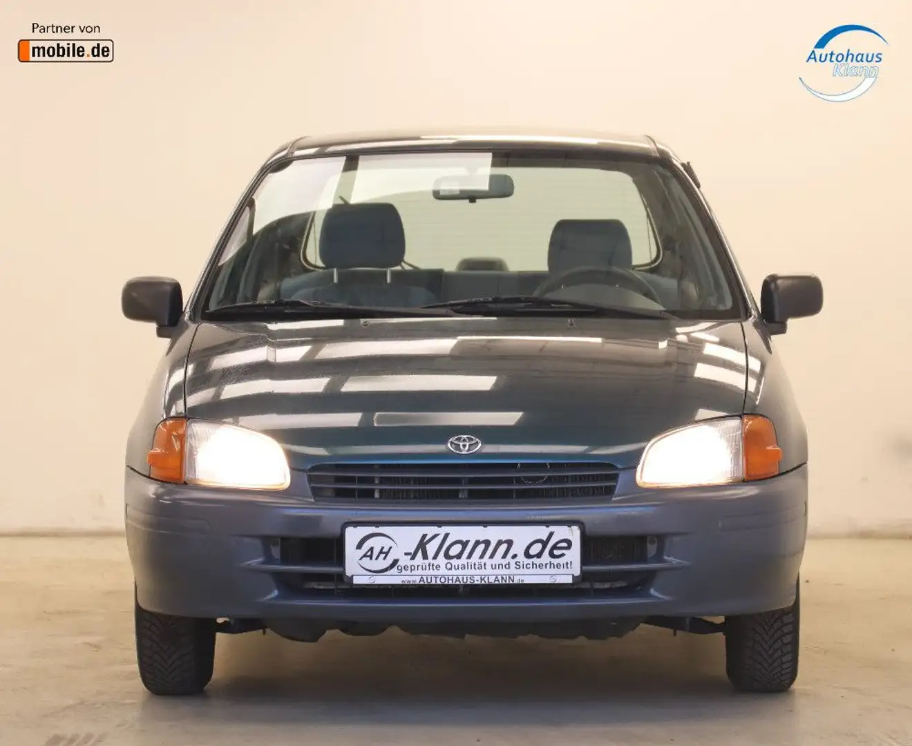 Toyota Starlet 1.3 75PS HU bis 10/2027 Allwetterreifen Grün - 2