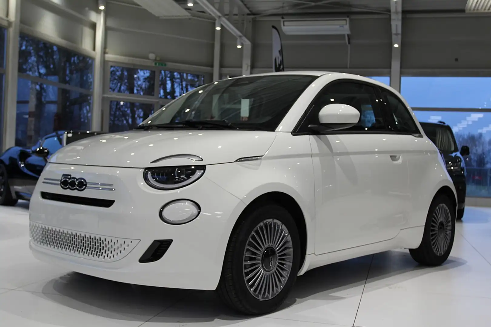 Fiat 500 Hatchback Hybrid Torino Weiß - 1