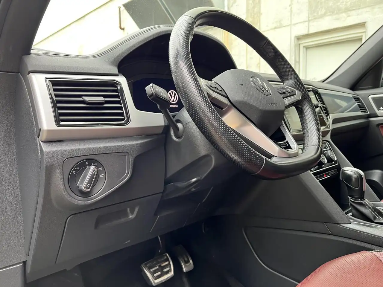 Volkswagen Atlas снимка Volkswagen Atlas