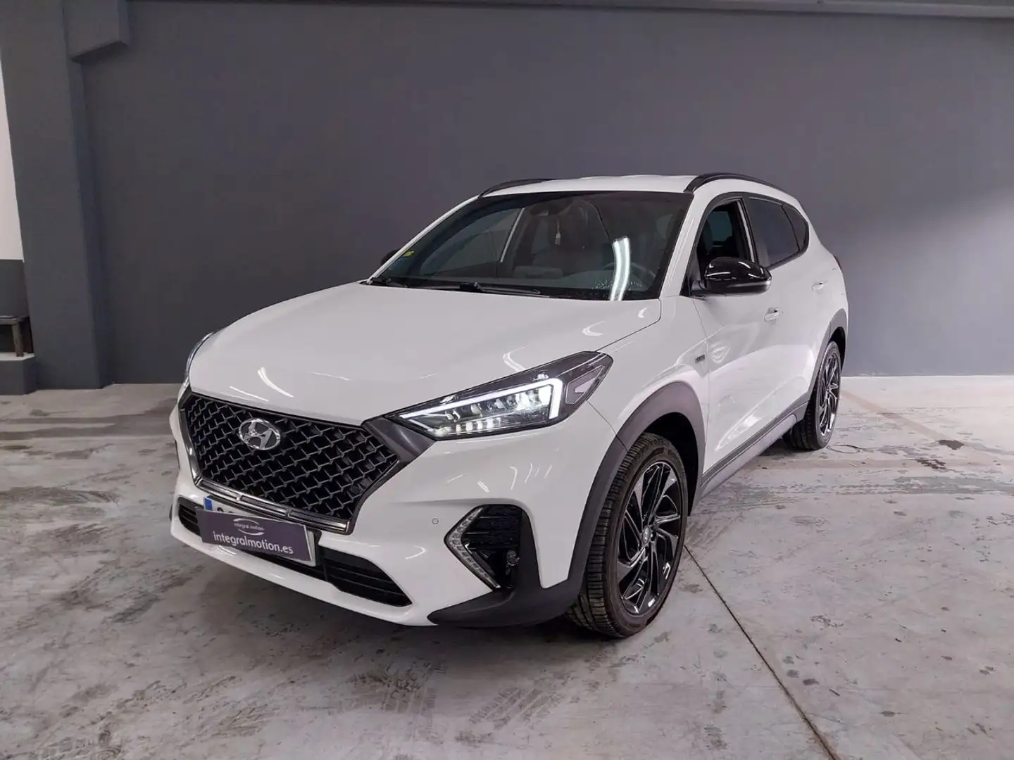Hyundai TUCSON 1.6CRDI 100kW (136CV) 48V N-Line DCT 4X2 Blanco - 1
