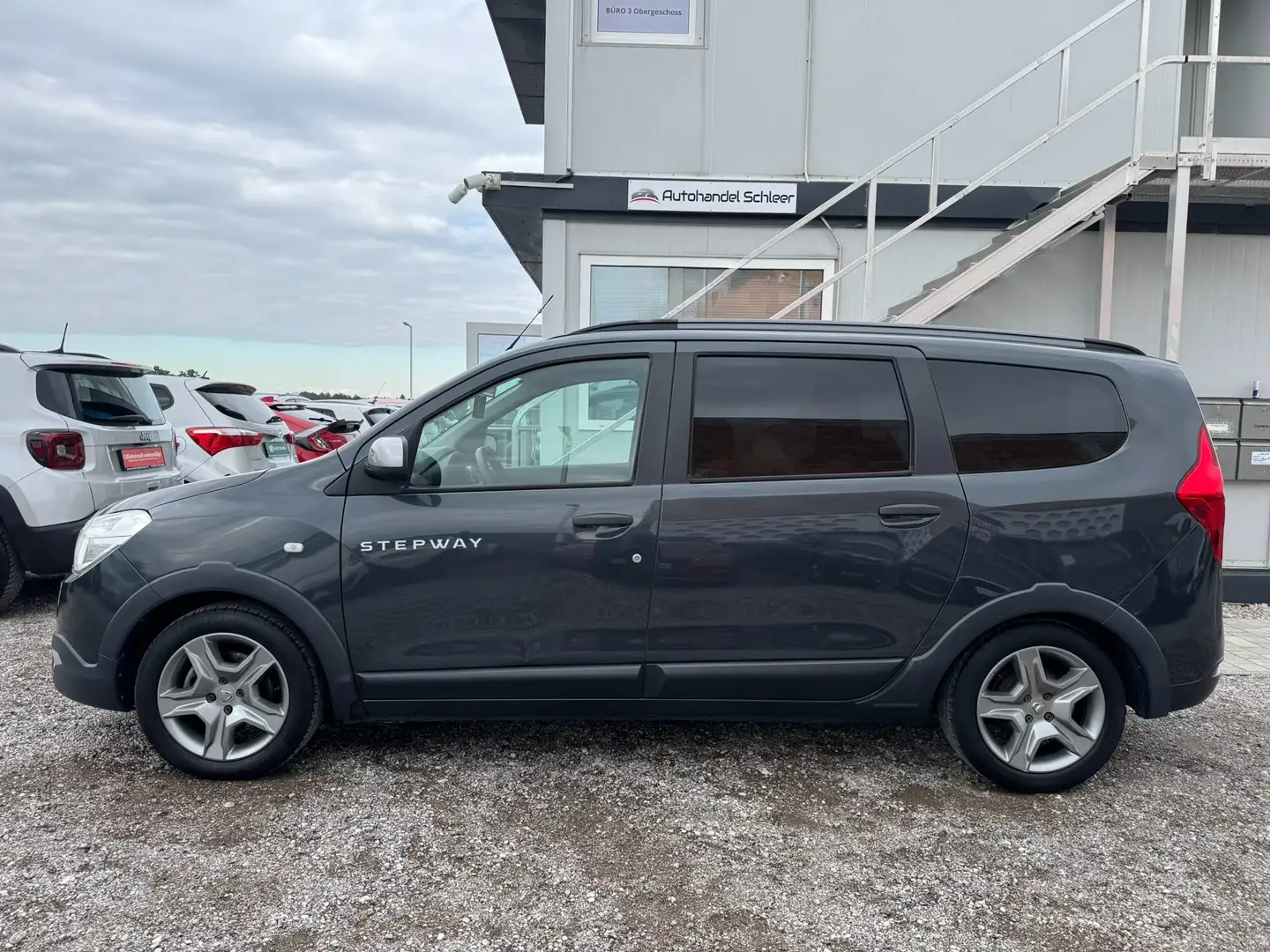Dacia Lodgy Stepway , 1.5 DCI Grau - 2