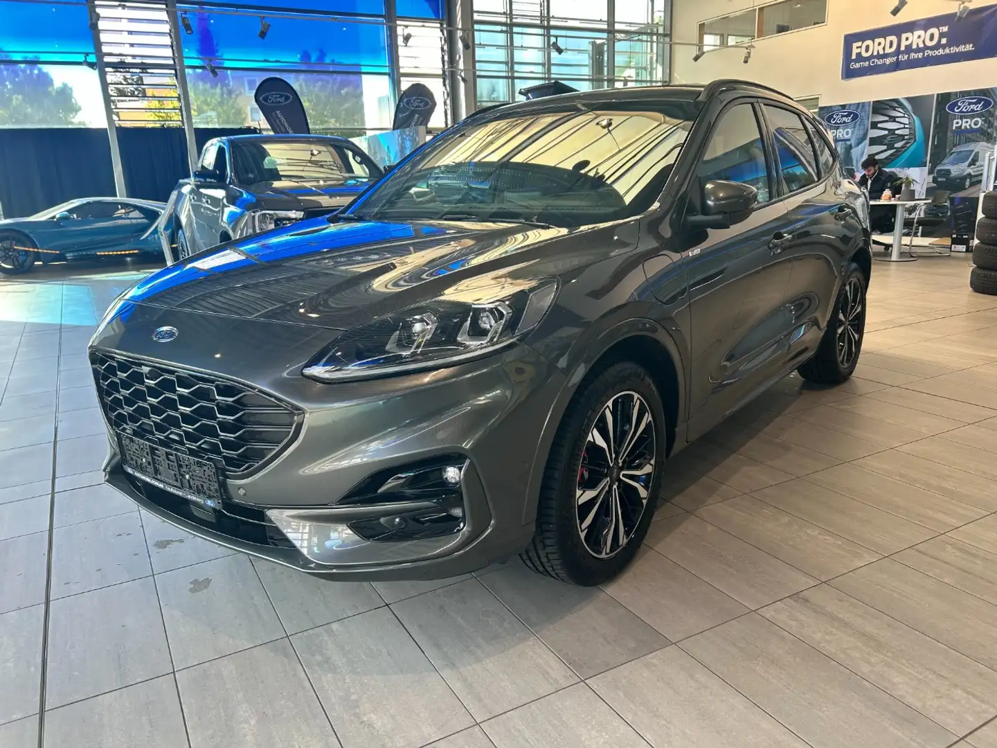 Ford Kuga 2.5 Duratec PHEV ST-Line X ACC LED Navi SHZ Grijs - 2