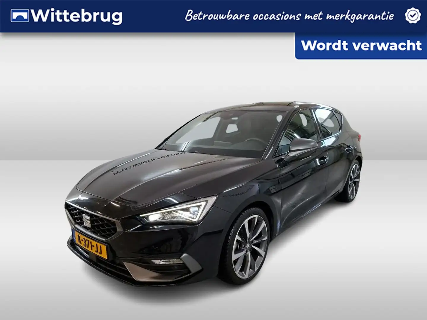 SEAT Leon 1.5 eTSI FR Launch Edition / Camera / Navigatie / Noir - 1