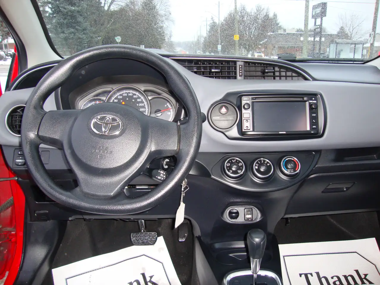 Toyota Yaris снимка Toyota Yaris
