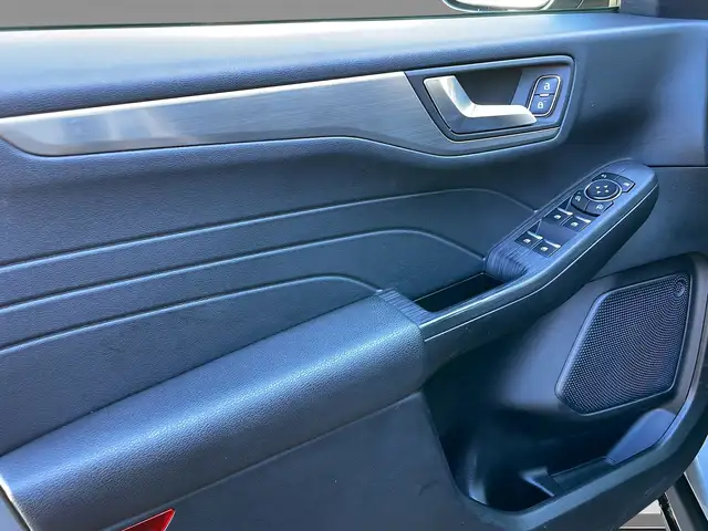 Ford Kuga view 14