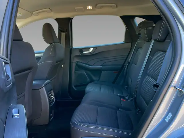 Ford Kuga view 10