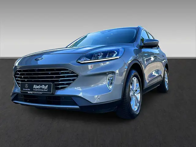 Ford Kuga view 3