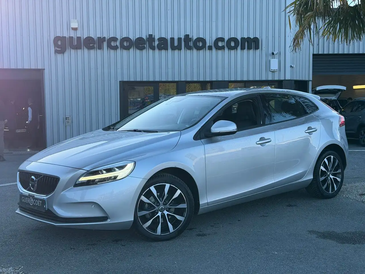 Volvo V40