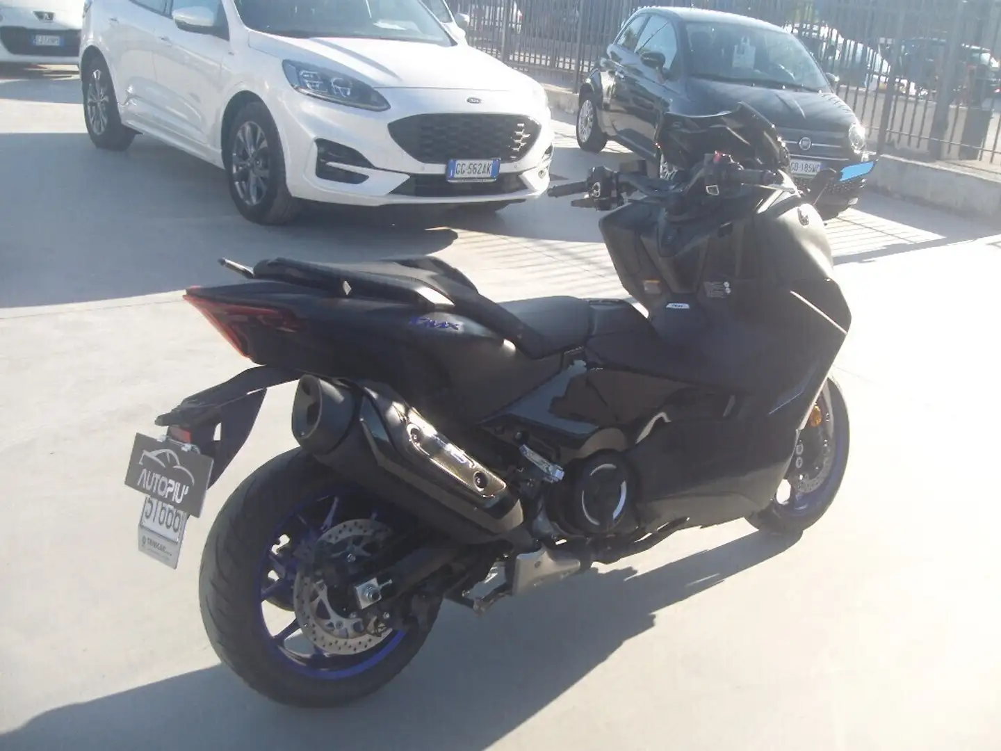 Yamaha TMAX 560 Nero - 2