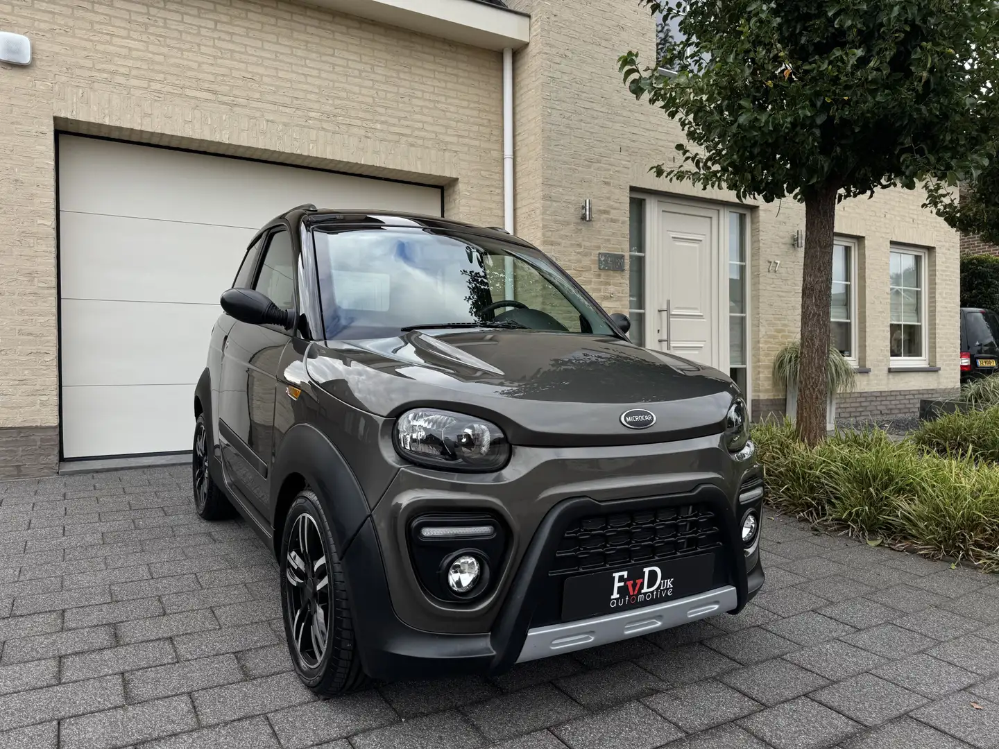 Microcar M.Go Brommobiel 6 X Airco Camera Bluetooth Pdc PioneerS Grijs - 1