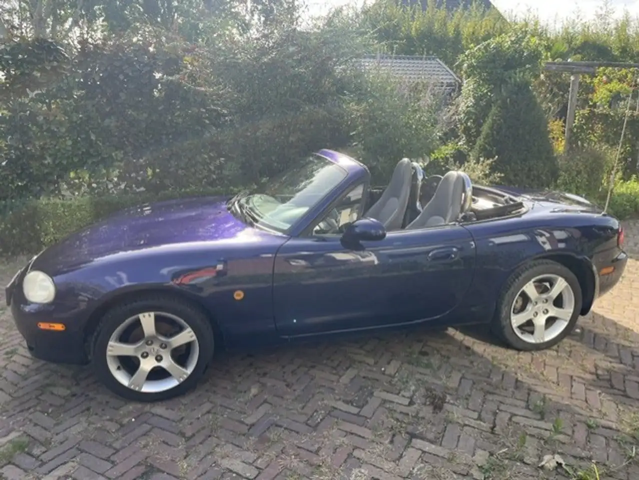Mazda MX-5