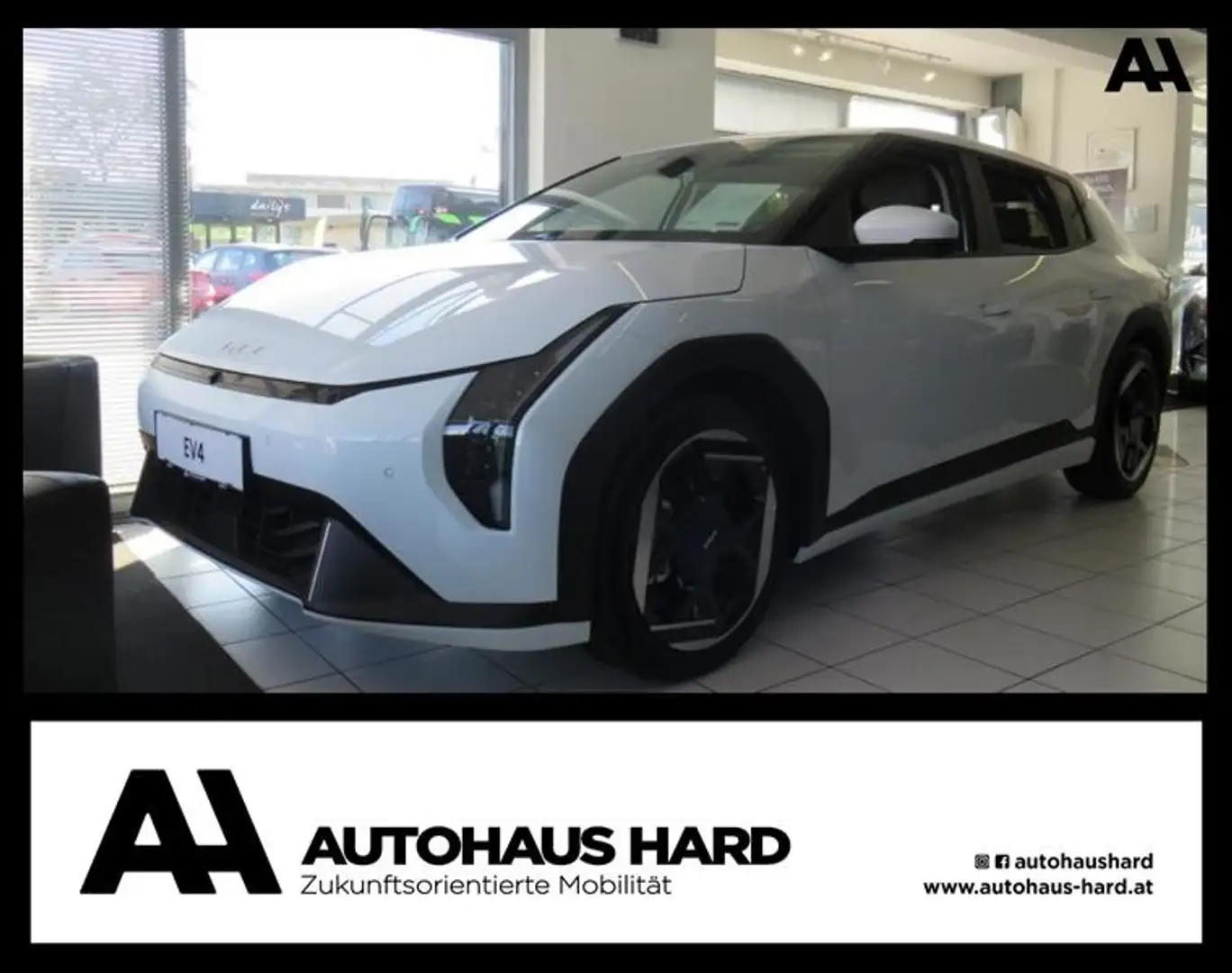 Kia EV4 HB EarthPlus + P1 81.4 KWH AT FWD 204PS Weiß - 1