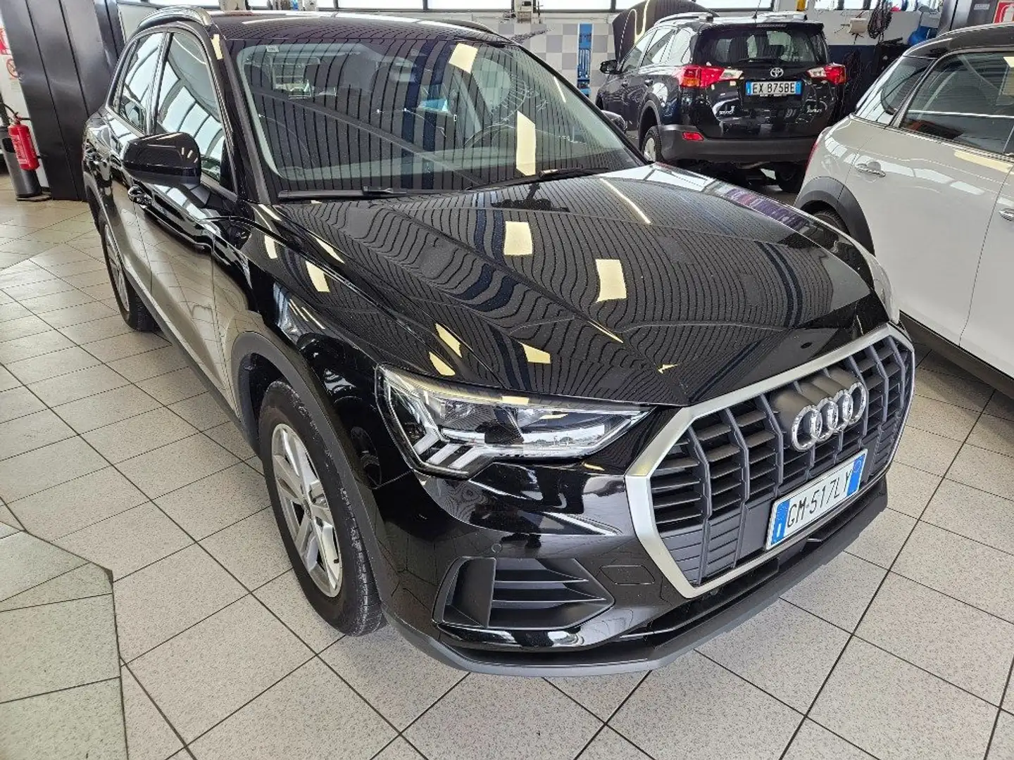 Audi Q3 35 TDI  Business Advanced Grigio - 2