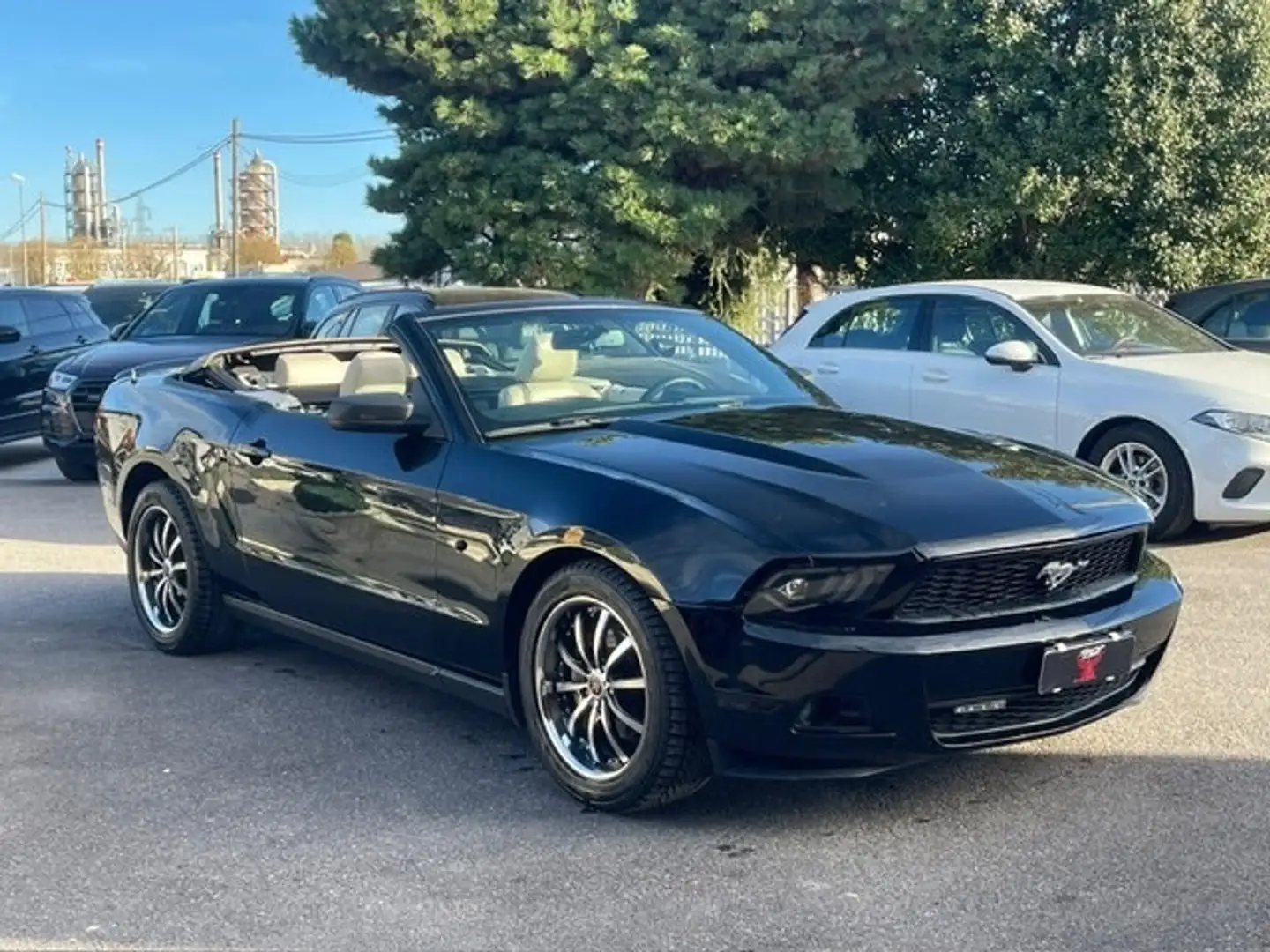 Ford Mustang Cabrio 3.7 v6 Nero - 2