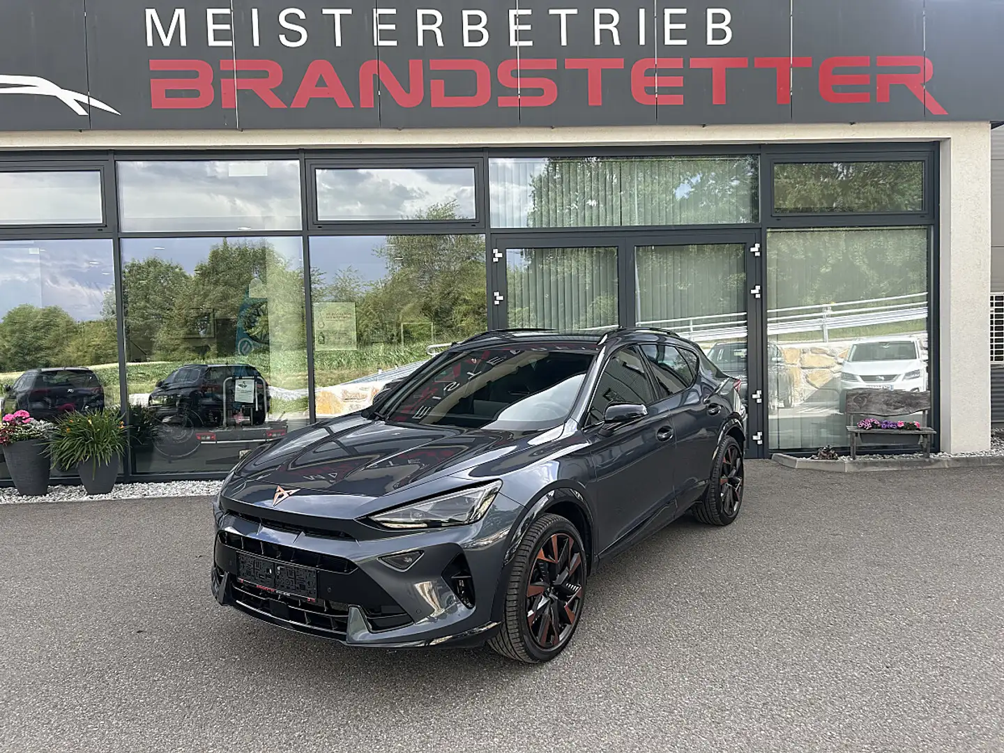 CUPRA Formentor 1,5 e-TSI Cupra DSG Grau - 1