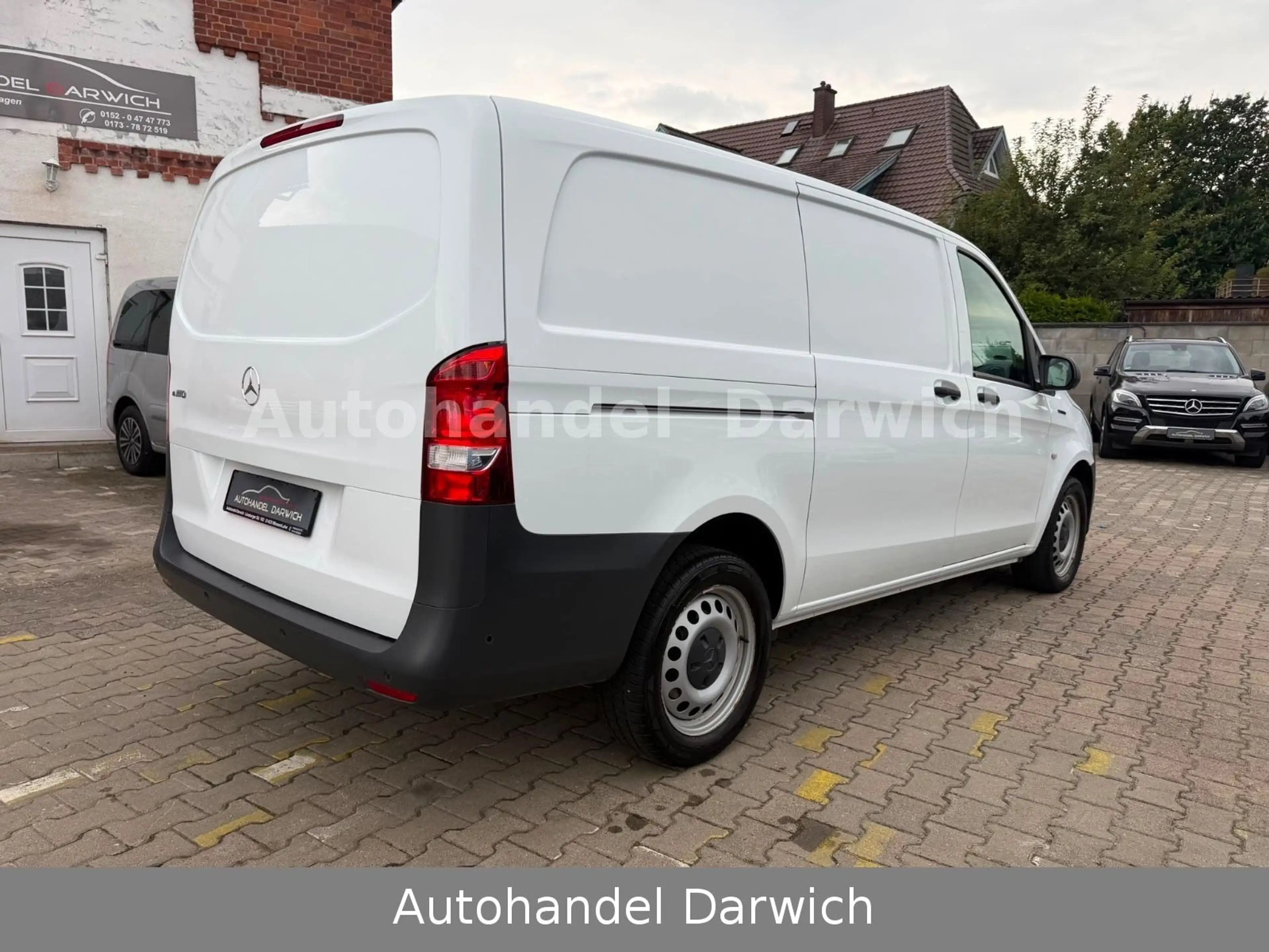 Mercedes-Benz Vito 111/112 eVito lang Junge Sterne 2028 MhwSt* — photo 3