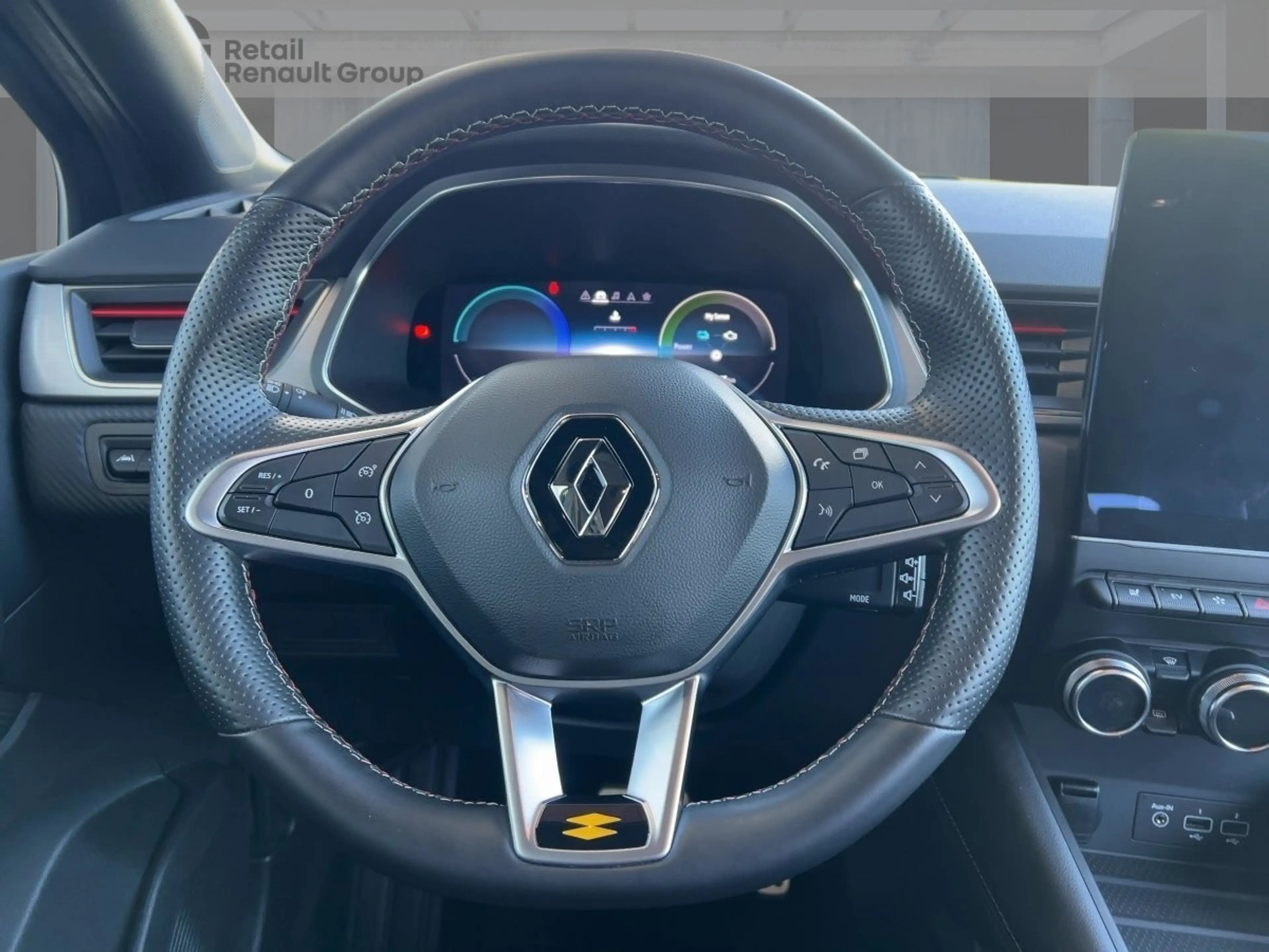 Renault Captur R.S. LINE E-TECH Plug-in 160 Apple CarPlay — photo 11
