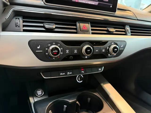 Audi A4 view 16