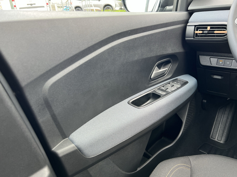 Dacia Sandero Stepway ECO-G 120 auto Expression SHZ+Carplay+RFK — photo 13