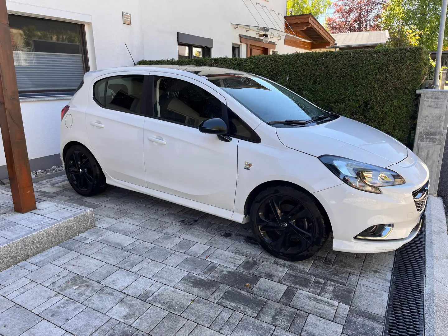 Opel Corsa-e Corsa 1,4 Turbo Ecotec Color Start/Stop System Color Start/Stop System Weiß - 1