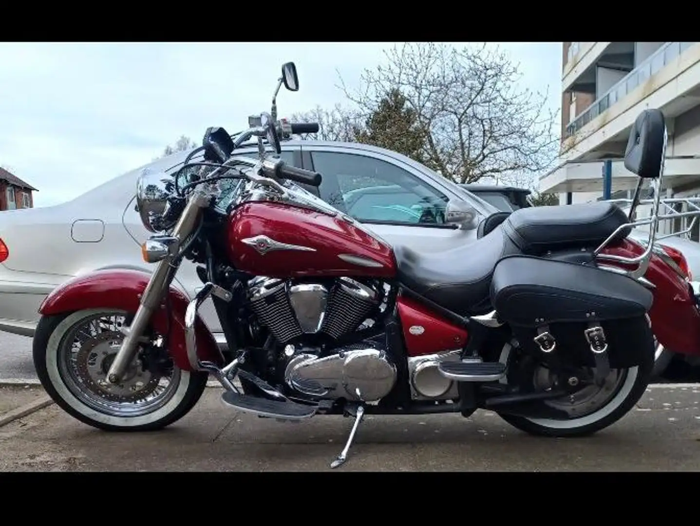 Kawasaki VN 900 Classic Roşu - 1