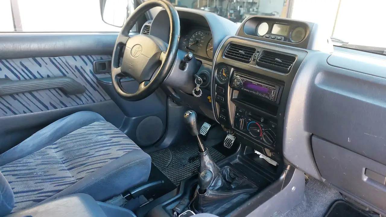 Toyota Land Cruiser kzj90 3p 3.0 Standard, foto 10