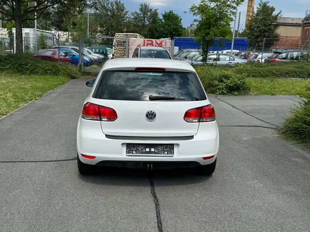 Volkswagen Golf view 5