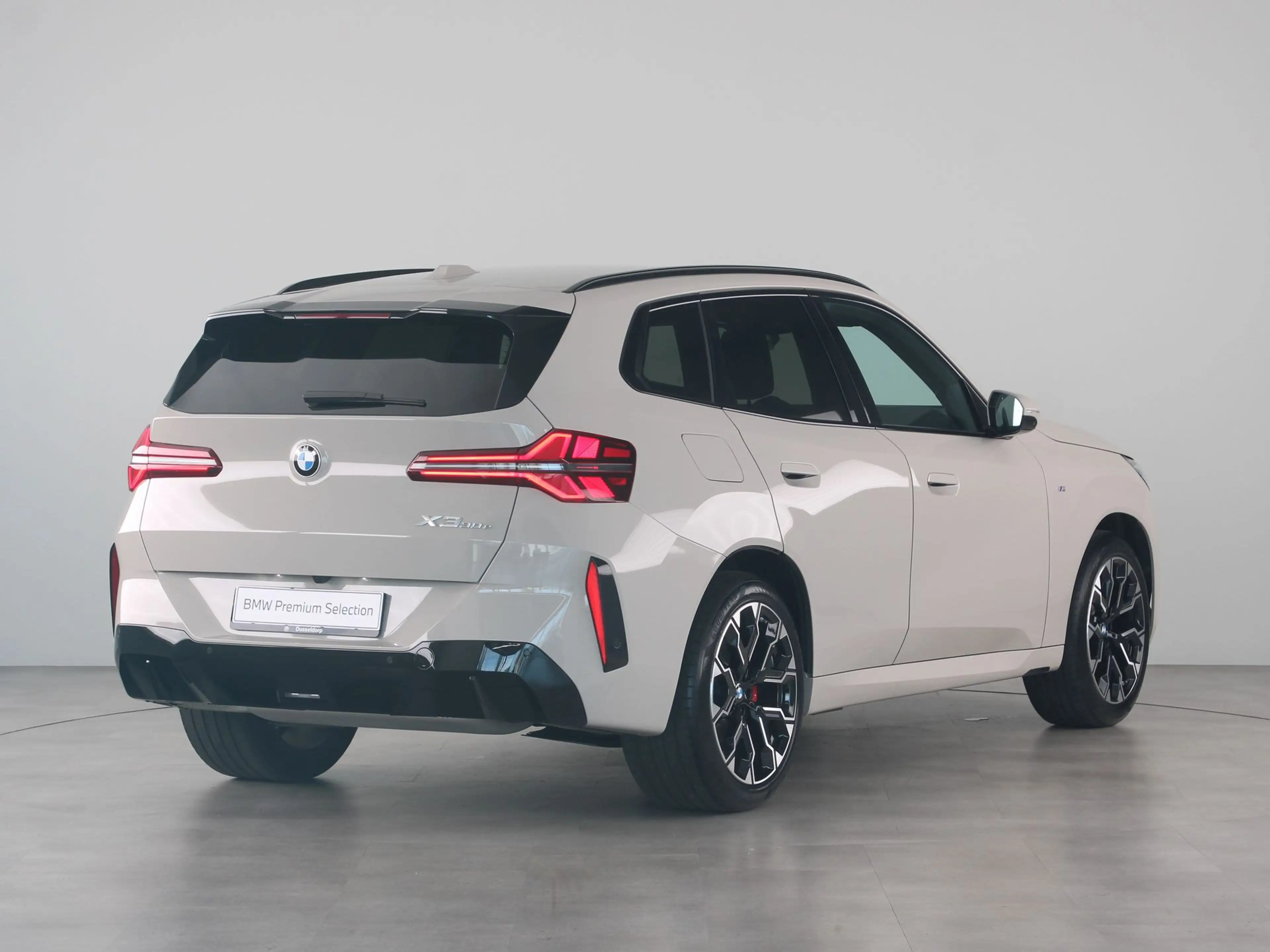 BMW X3 30e xDrive — photo 11