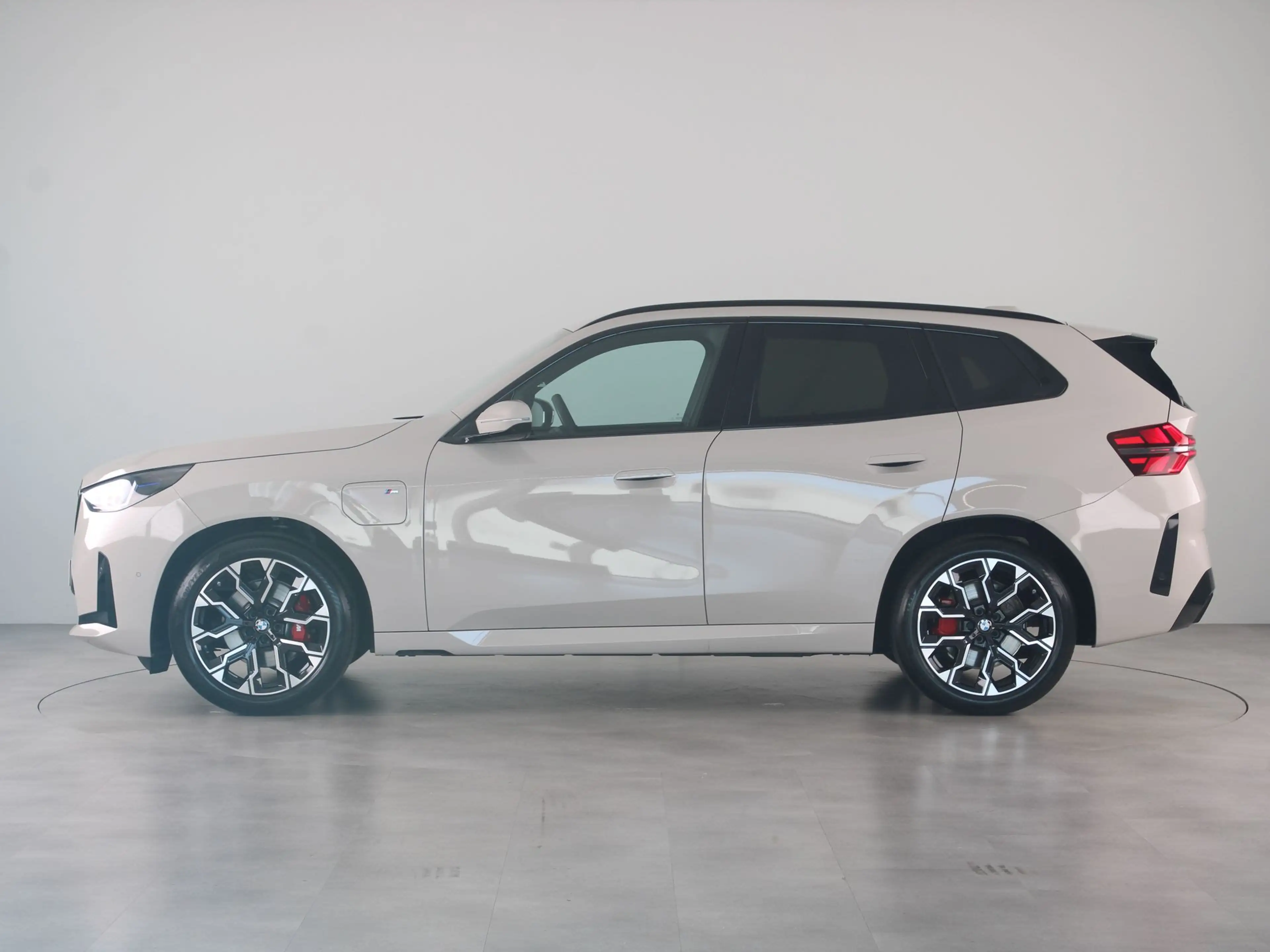 BMW X3 30e xDrive — photo 14