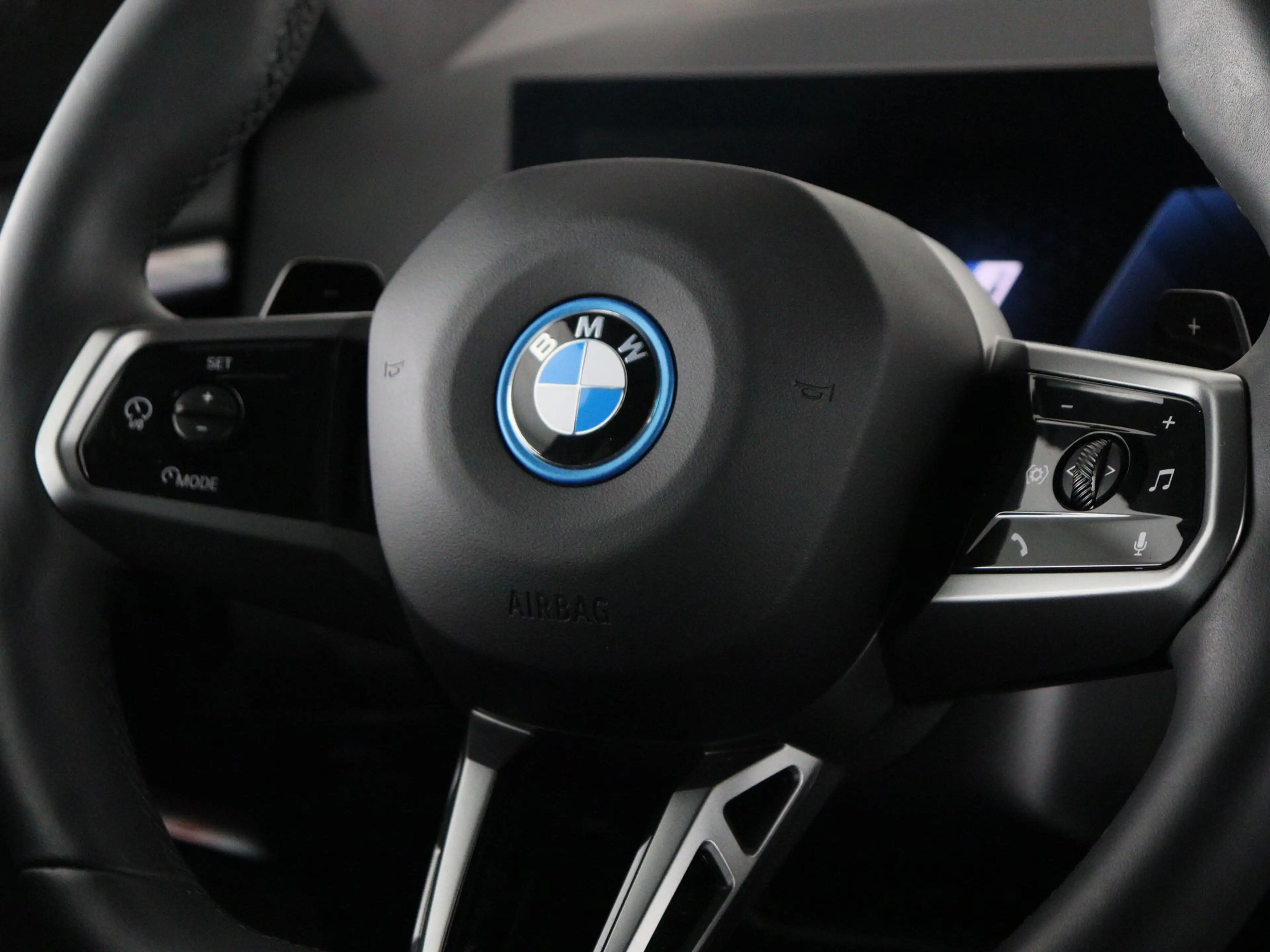 BMW X3 30e xDrive — photo 3