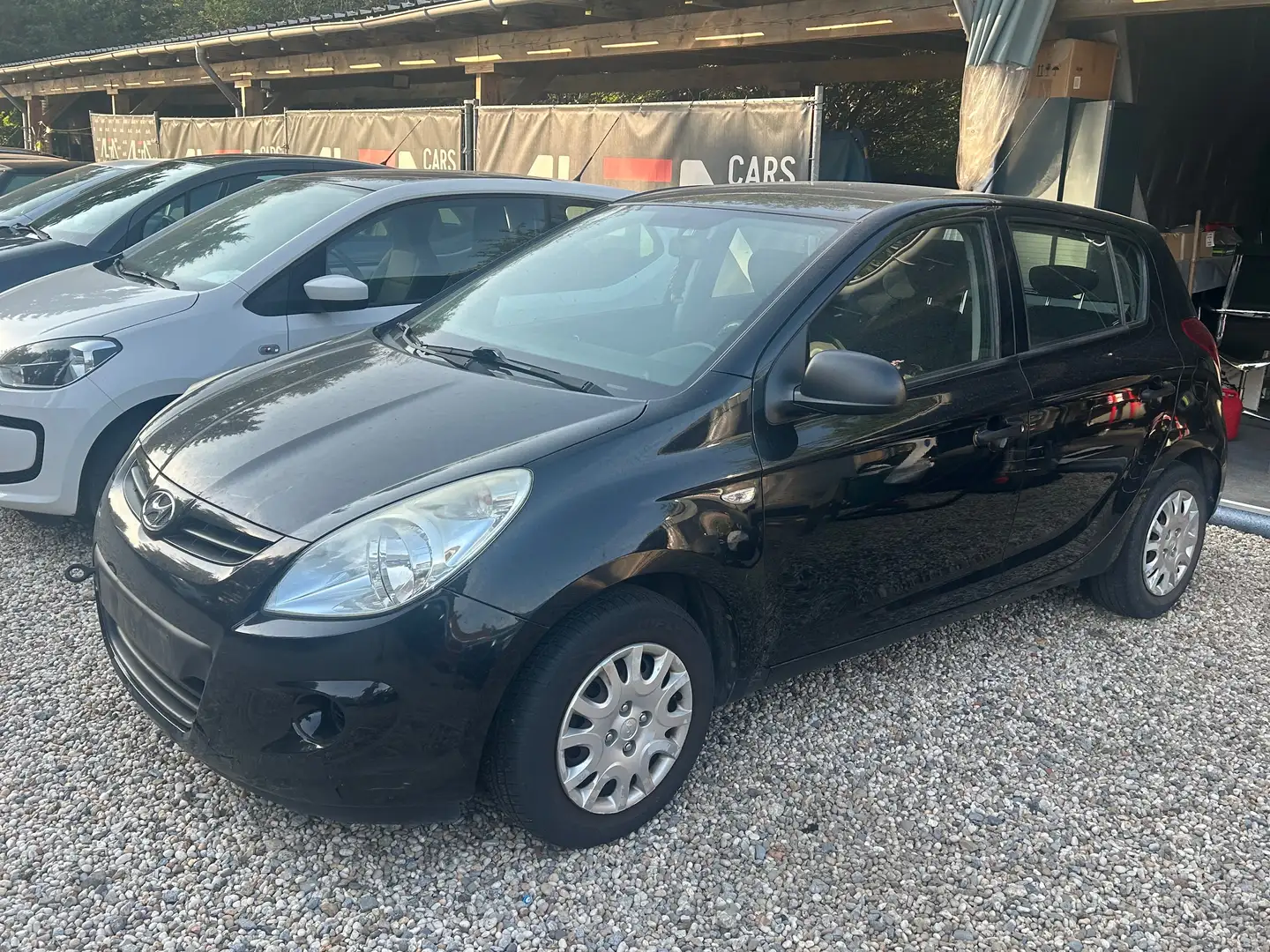 Hyundai i20 Pour Pièces * Ne démarre Pas * Export * Nero - 1