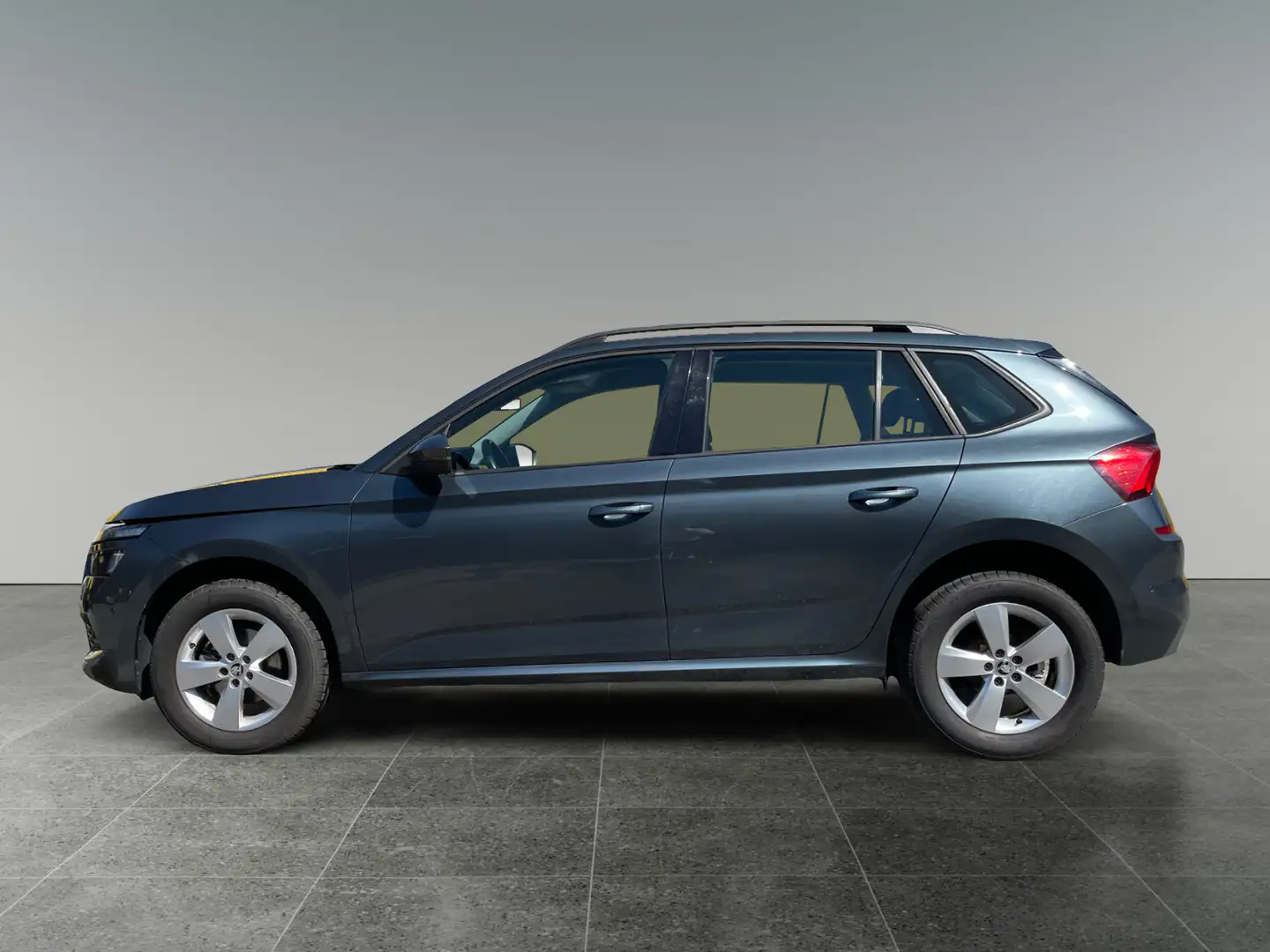 Skoda Kamiq 1,0 TSI Ambition 8-fach bereift! Silber - 2