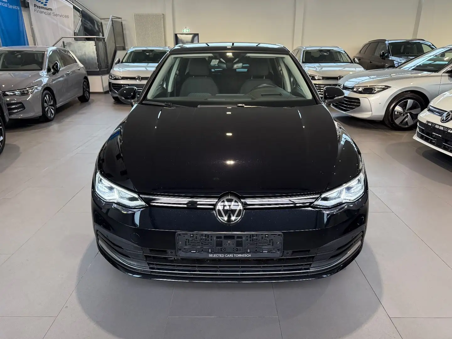 Volkswagen Golf VIII 2.0 TDI Active AID/HUD/MATRIX/PANO/AHK Schwarz - 2