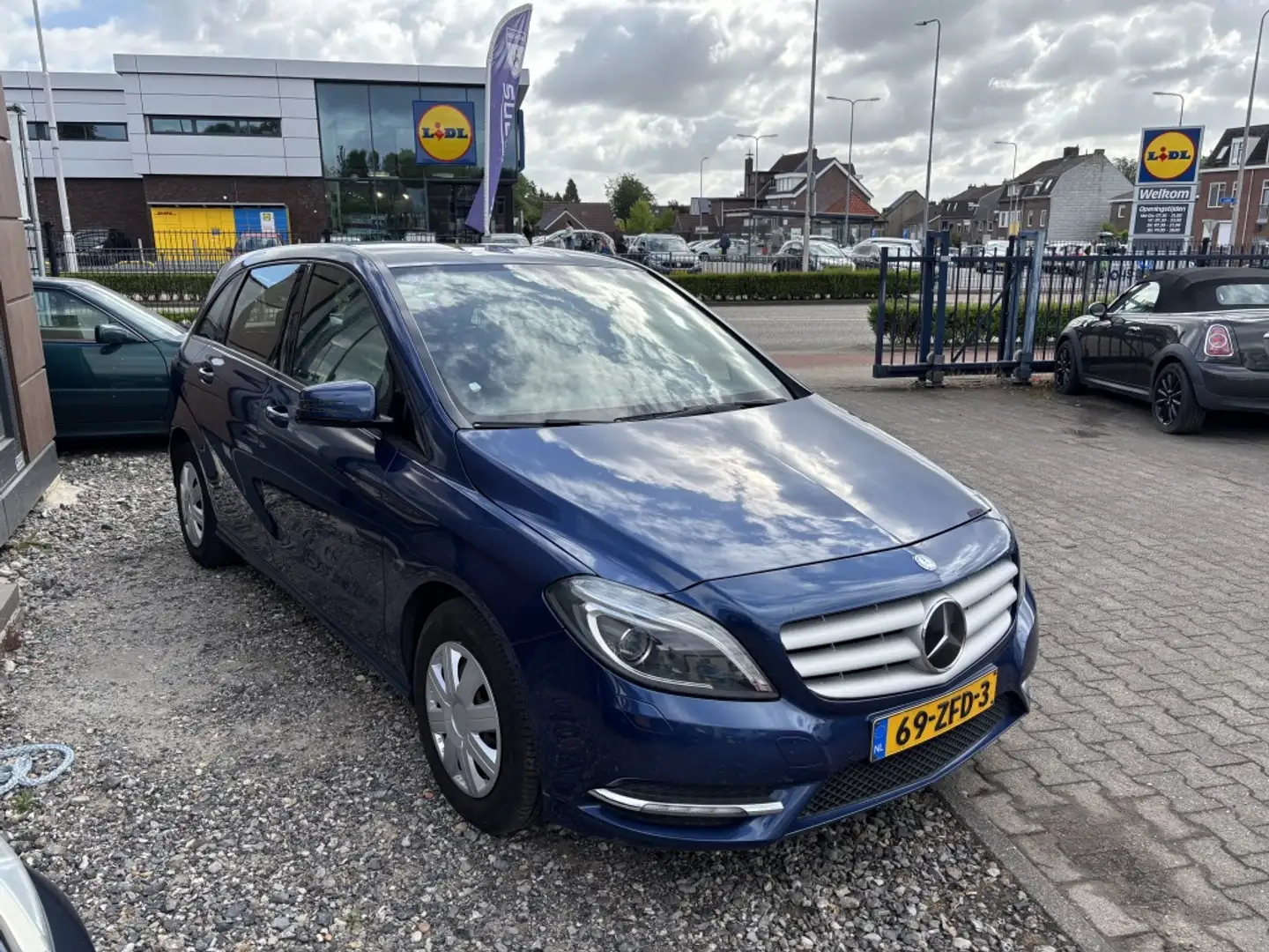 Mercedes-Benz B 180 Ambition**AUTOMAAT !! Blauw - 2