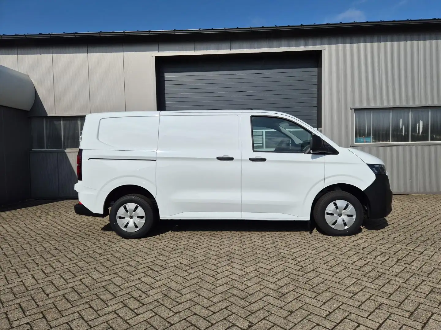 Volkswagen Transporter T7 Kastenwagen 2.0 TDi 110PS 3-Sitzer Klimaautomat Weiß - 2