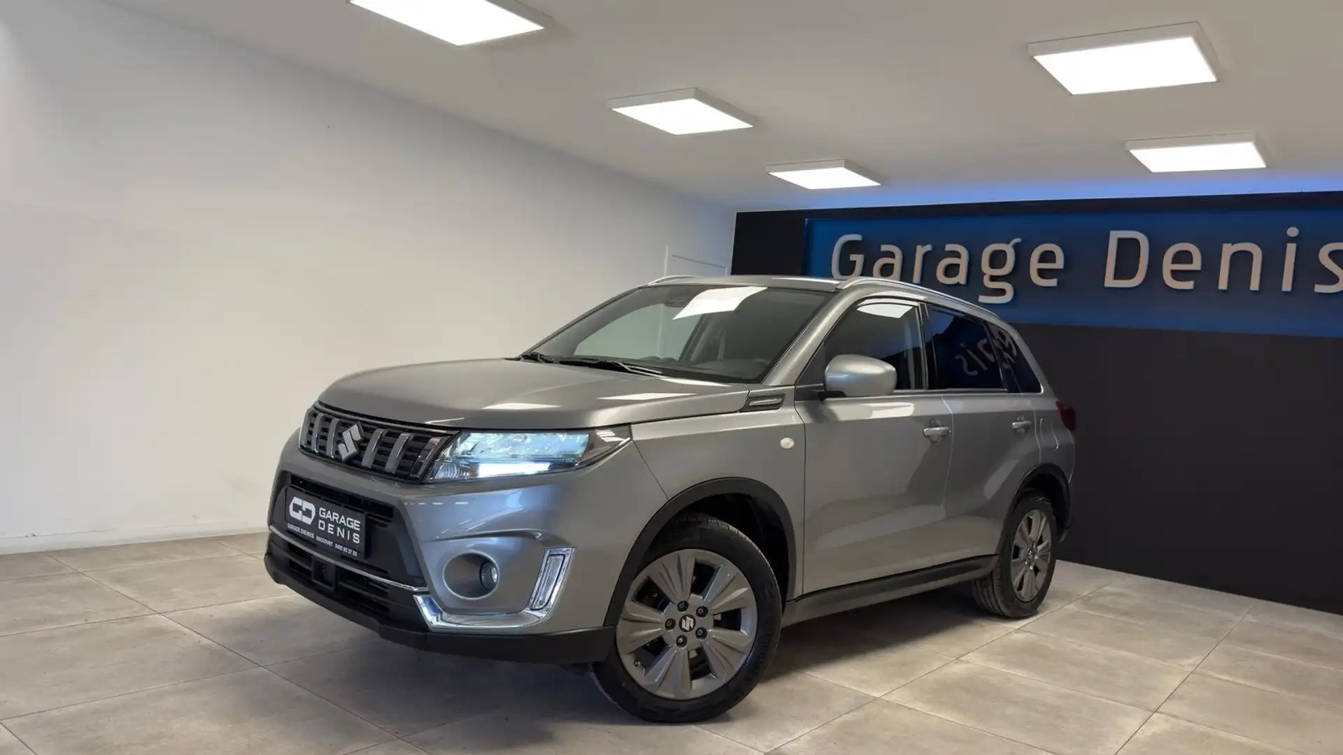 Suzuki Vitara 1.4 Turbo Boosterjet 48V Hybrid GPS+CAMERA*LED* Gris - 1