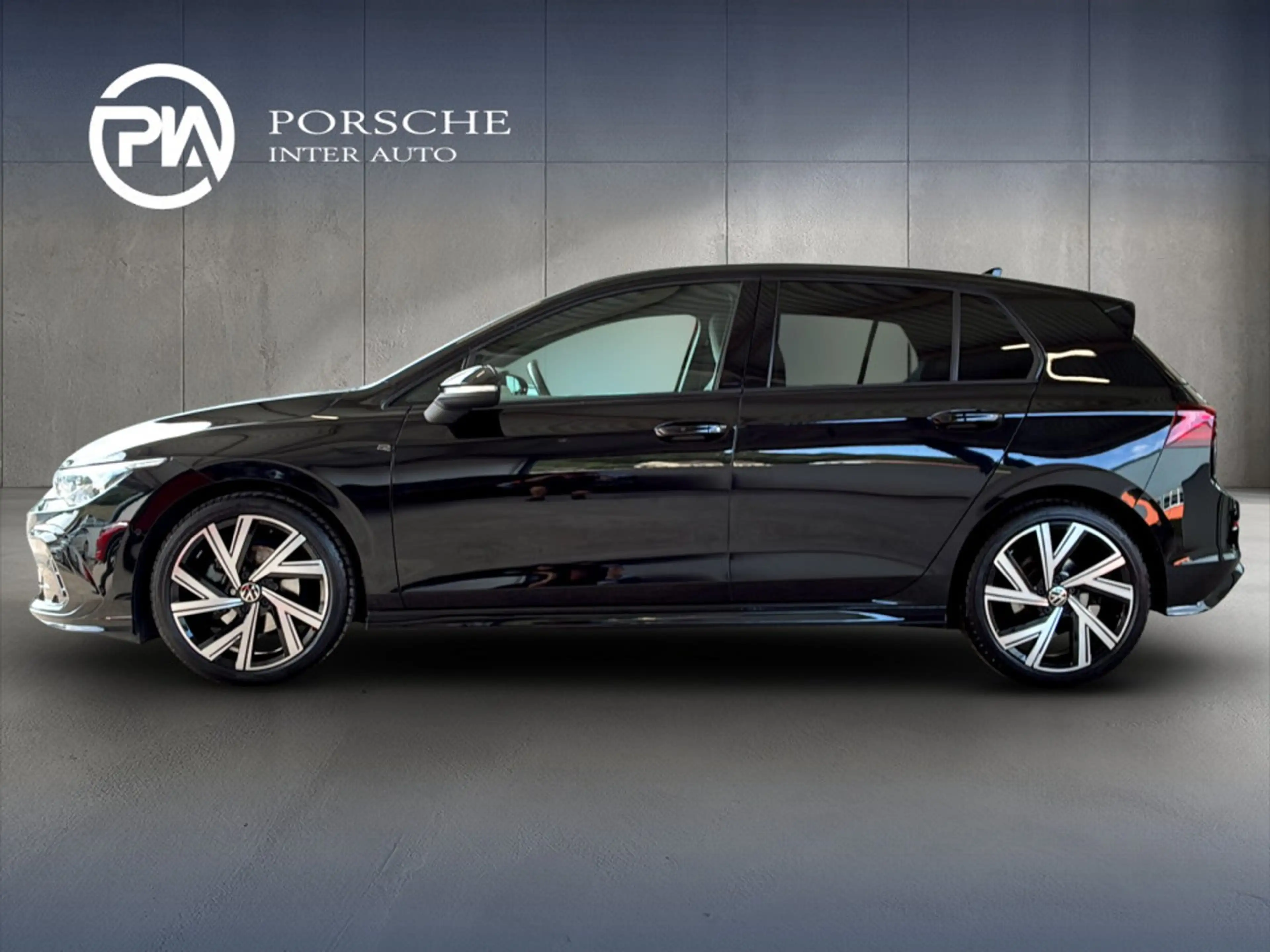 Volkswagen Golf R R-Line TSI — photo 3