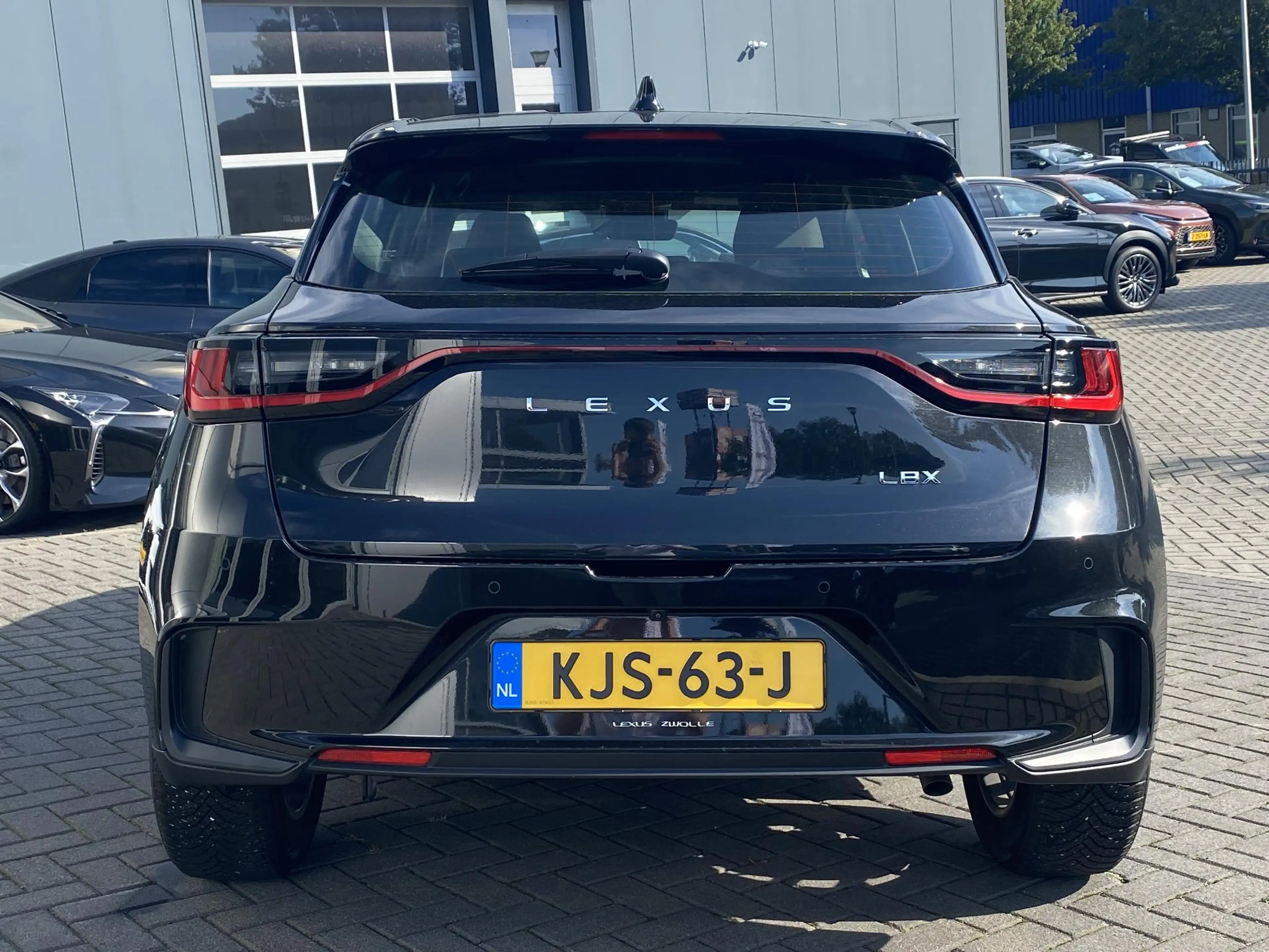 Lexus LBX 2WD STOELVERW STUURVERW PARK-SENSOR BLIND-SPOT CAR — photo 4