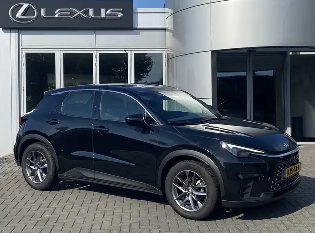 Lexus LBX 1.5 2WD STOELVERW STUURVERW PARK-SENSOR BLIND-SPOT