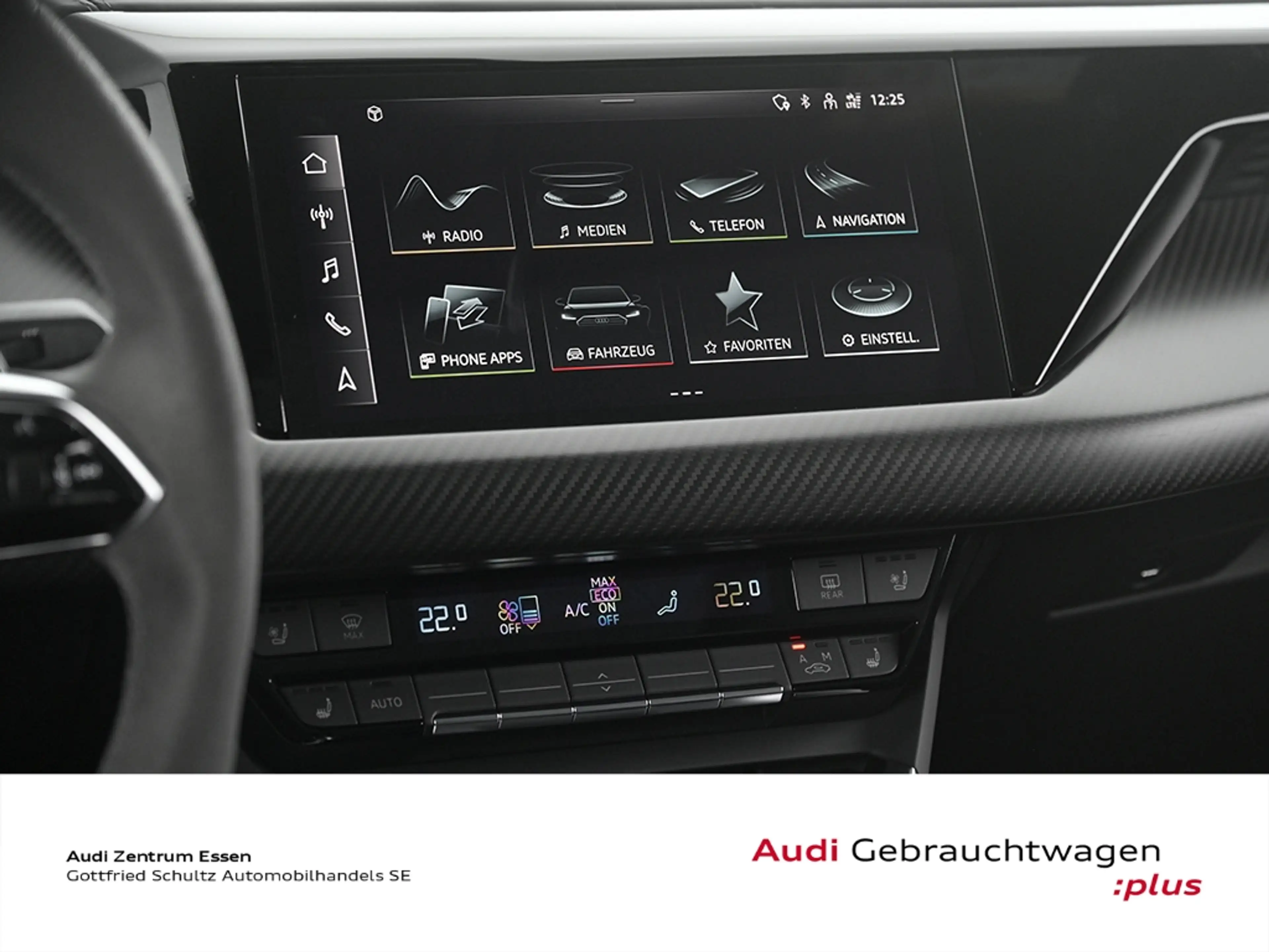 Audi e-tron — photo 14