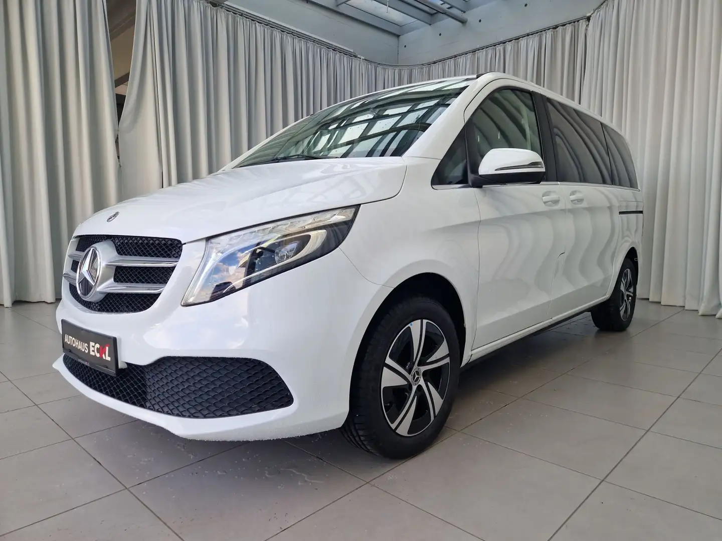 Mercedes-Benz V 220 d 4 Matic Navi AHK, Allrad Weiß - 2