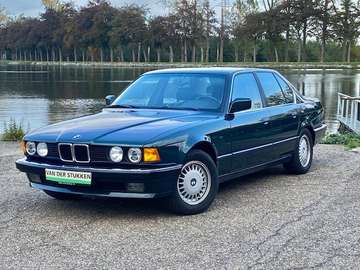 735i