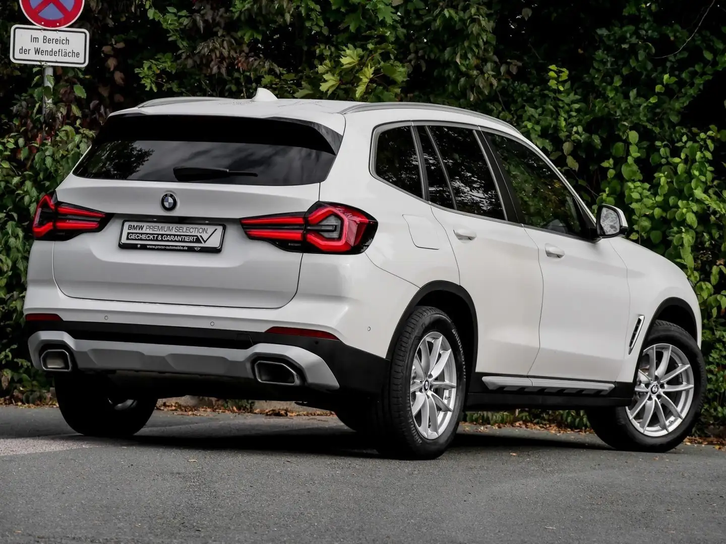 BMW X3 xDrive20i LC Plus DAB LED WLAN Parkassistent Shz P Bianco - 2