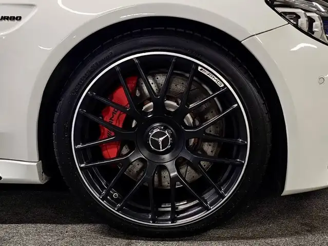 Mercedes-Benz C 63 Amg view 12
