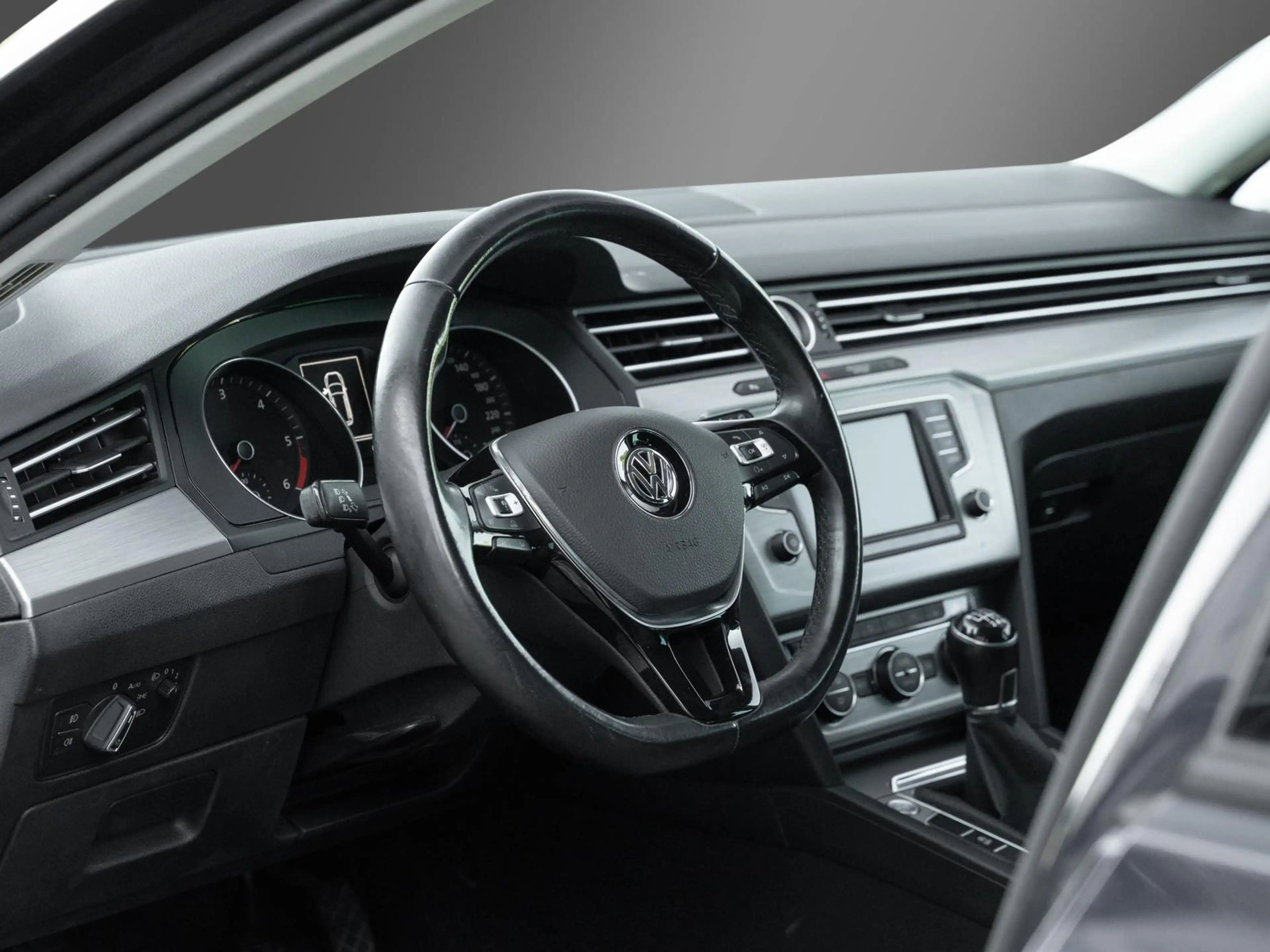 Volkswagen Passat Variant Business-Paket Premium ACC — photo 12