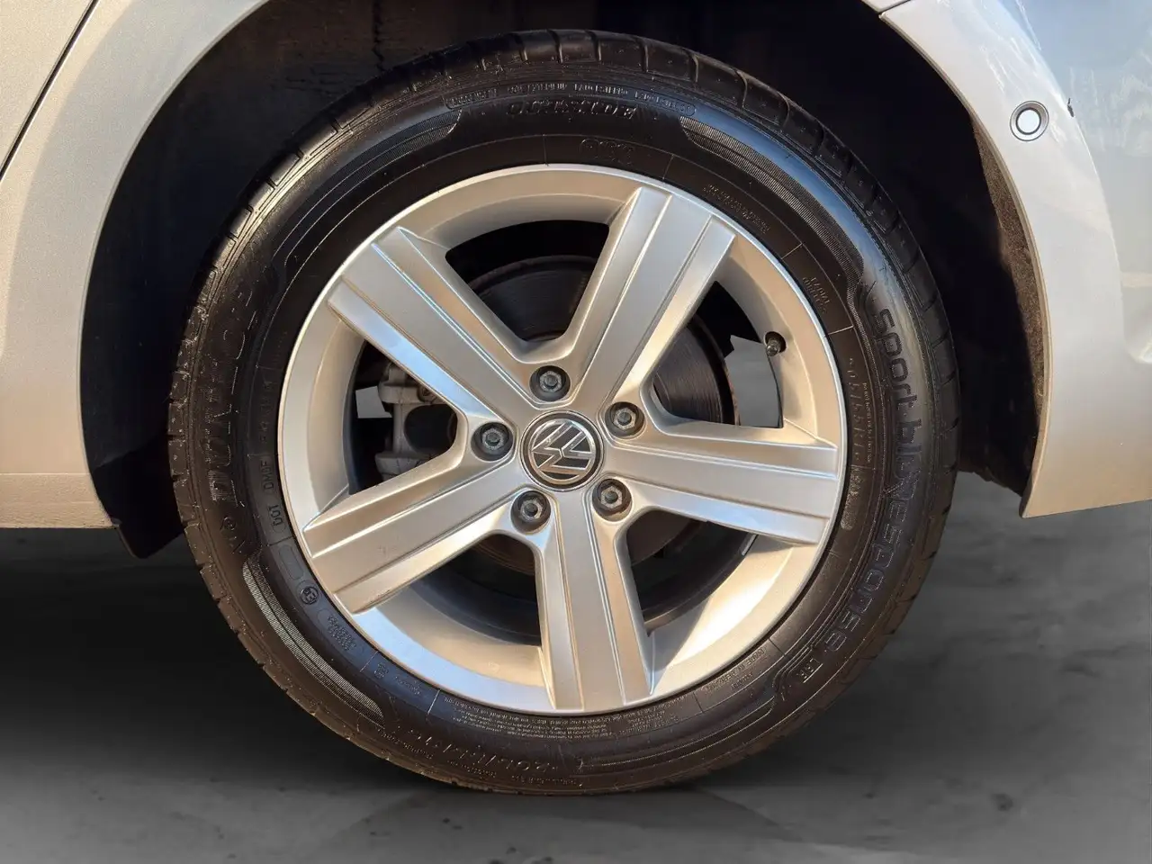 Volkswagen Golf Variant — photo 19 sur 45