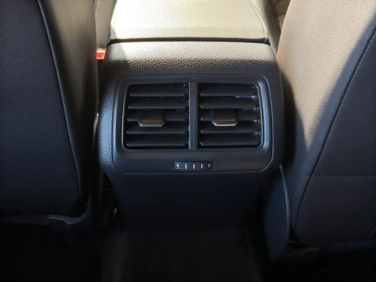 Volkswagen Golf Variant — photo 39 sur 45
