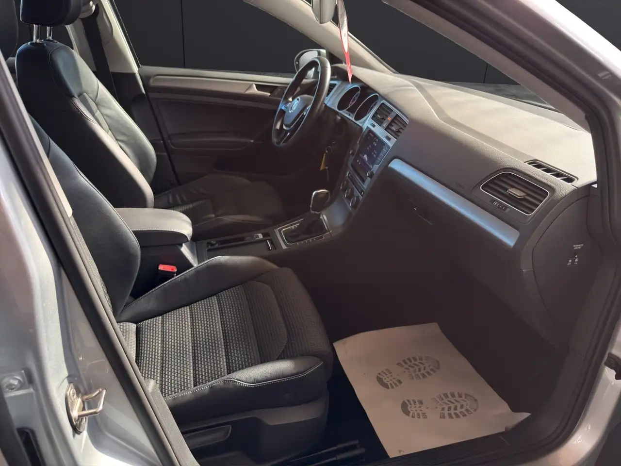 Volkswagen Golf Variant — photo 23 sur 45